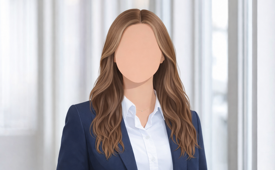 Karolina-Victoria Hartmann   Rechtsanwältin