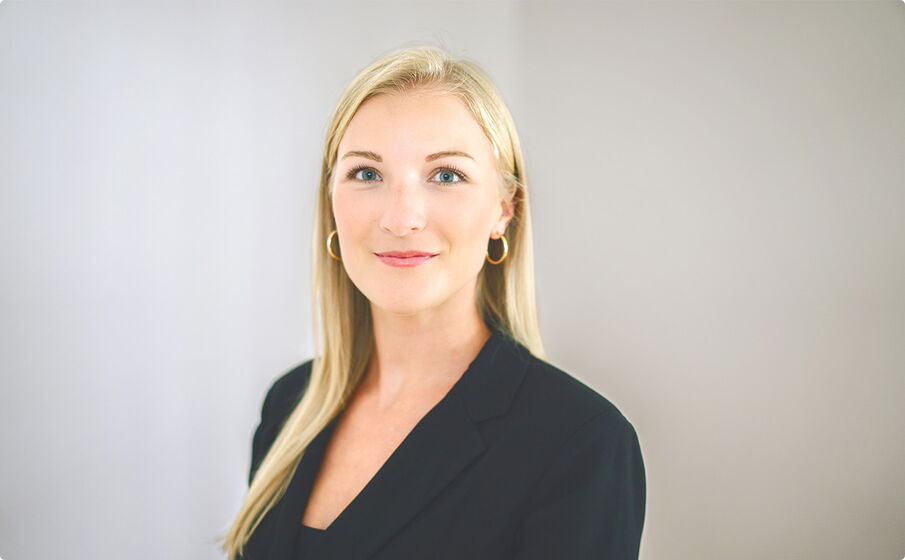 Team - Die Anwälte der Kanzlei Seitz Weckbach Fackler & Partner - Yvonne Dippold, Rechtsanwältin