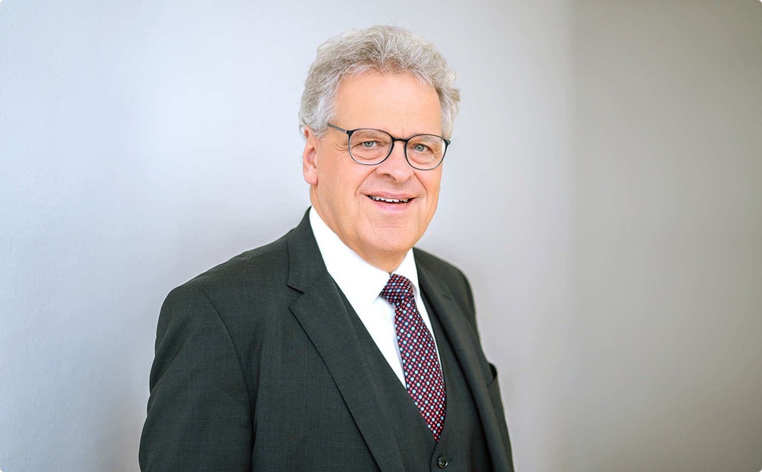 Team - Die Anwälte der Kanzlei Seitz Weckbach Fackler & Partner - Prof. Dr. Klaus Weber, Rechtsanwalt Team - Die Anwälte der Kanzlei Seitz Weckbach Fackler & Partner - Prof. Dr. Klaus Weber, Rechtsanwalt